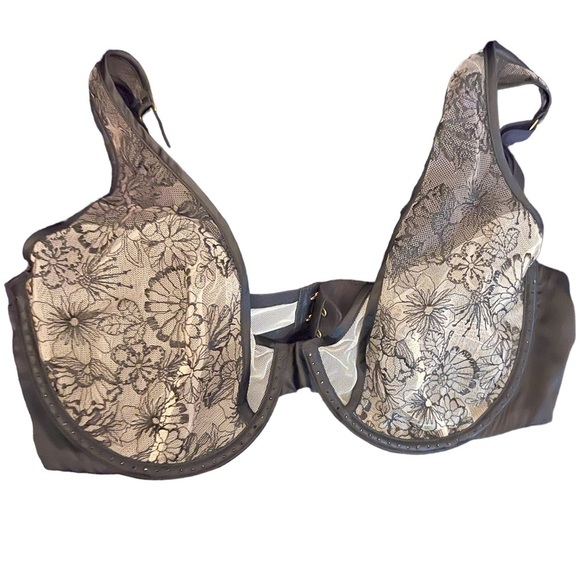 Black lace and rhinestone bra semi sheer lightly lined Victorias Secret - Picture 1 of 11